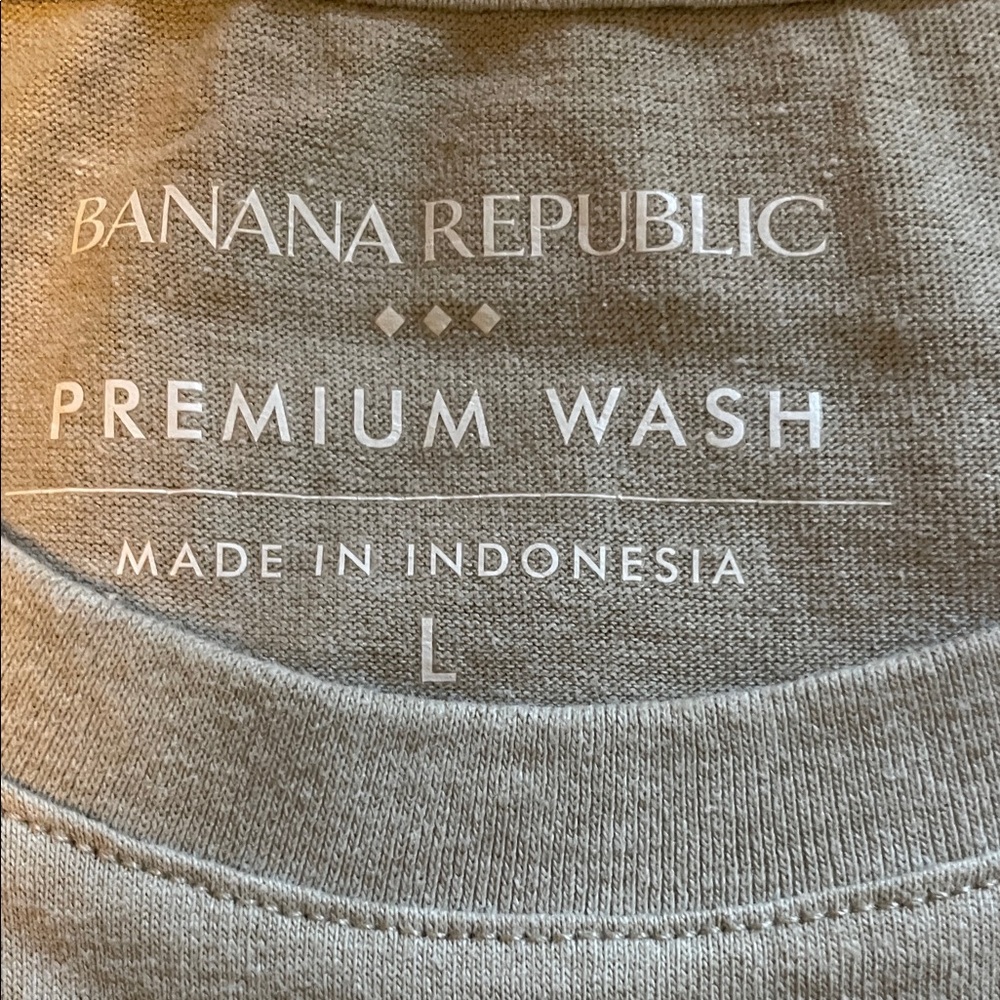 Banana Republic Beige Premium Wash Tee